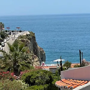 https://ad-hus-on-carvoeiro.hotelaalgarve.com