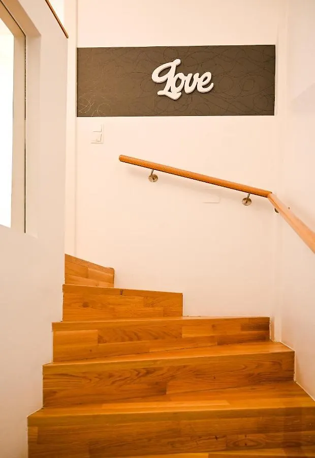 Modern Duplex Museumsquartier Apartment Vienna 0*,  Austria